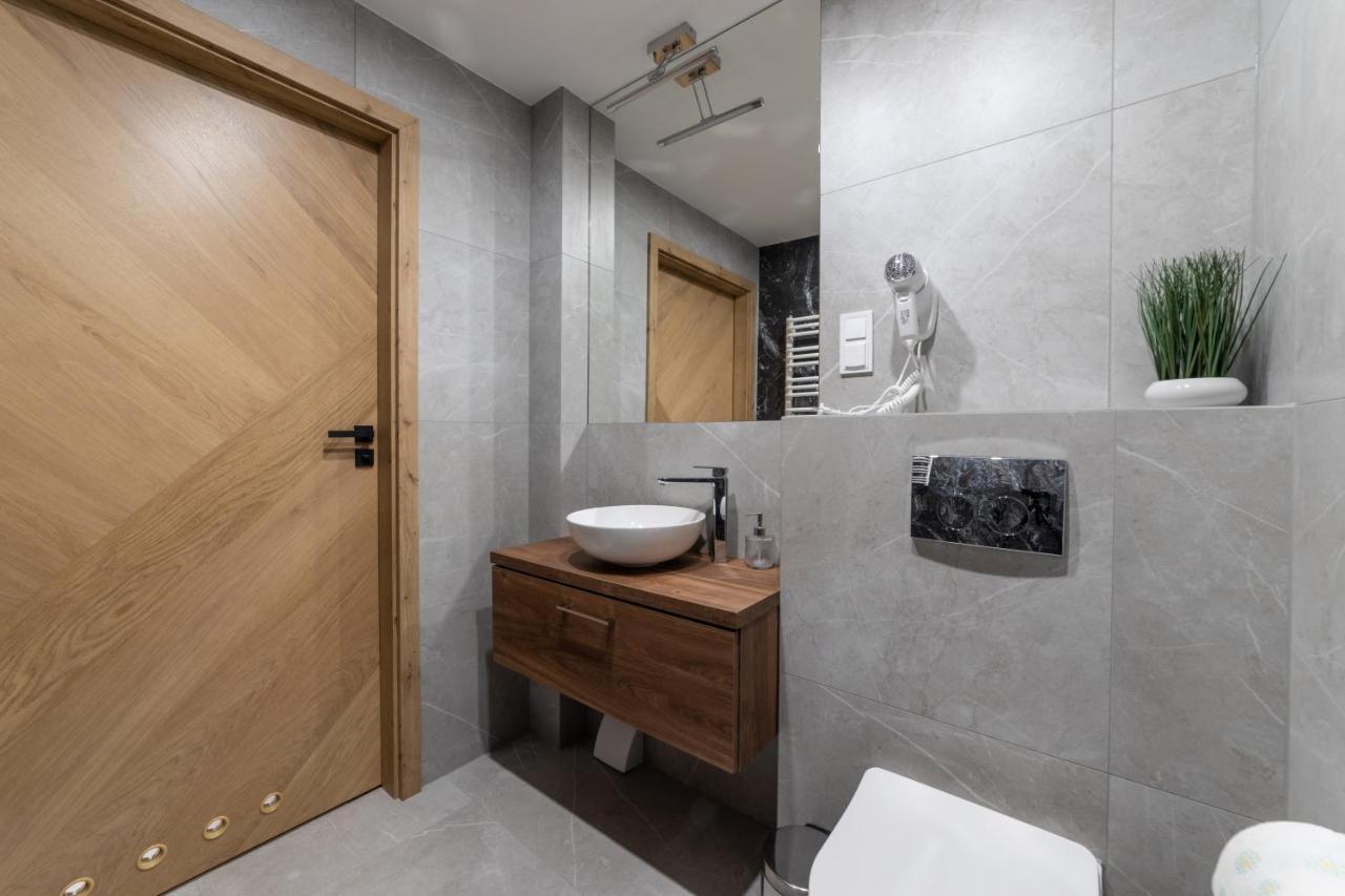 קרקוב Milu Apartments Sebastiana מראה חיצוני תמונה